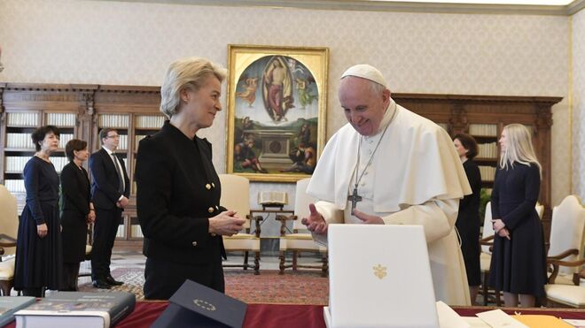 Francisco Ursula von der Leyen