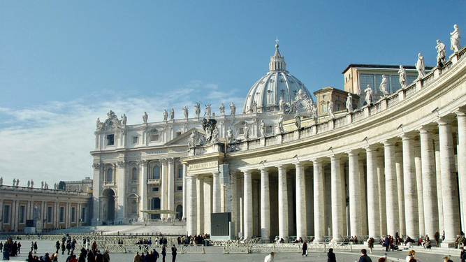 Plaza basilica San Pedro Vaticano
