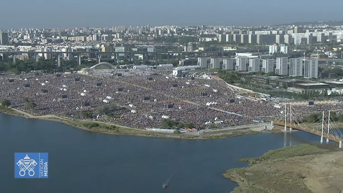 Vista Parque Tejo celebro eucaristia