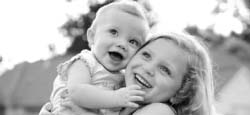 abrazo sonrisa