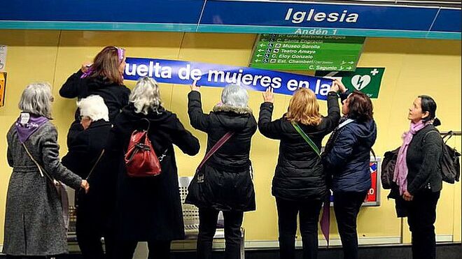 revuelta mujeres iglesia